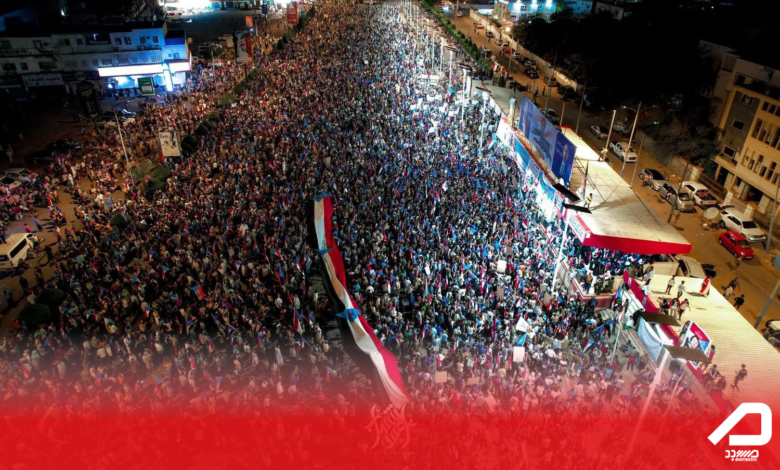 الآلاف يتظاهرون عدن